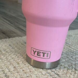 Meet your Posher, Malia